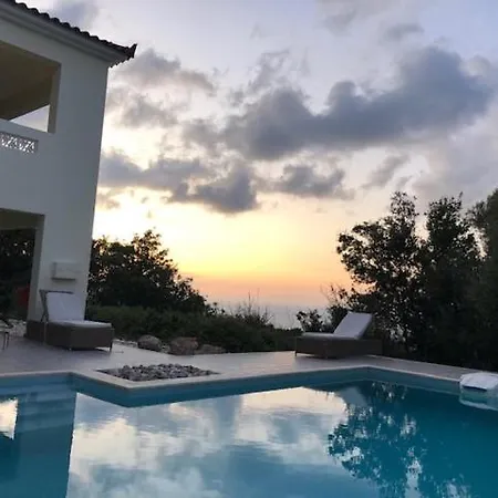 Kyparissia De Wandelboom Villa Vrises  Exterior photo