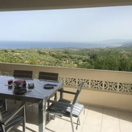 Kyparissia De Wandelboom Villa Vrises  Exterior photo