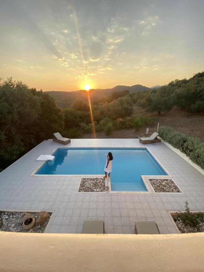Kyparissia De Wandelboom Holiday home *