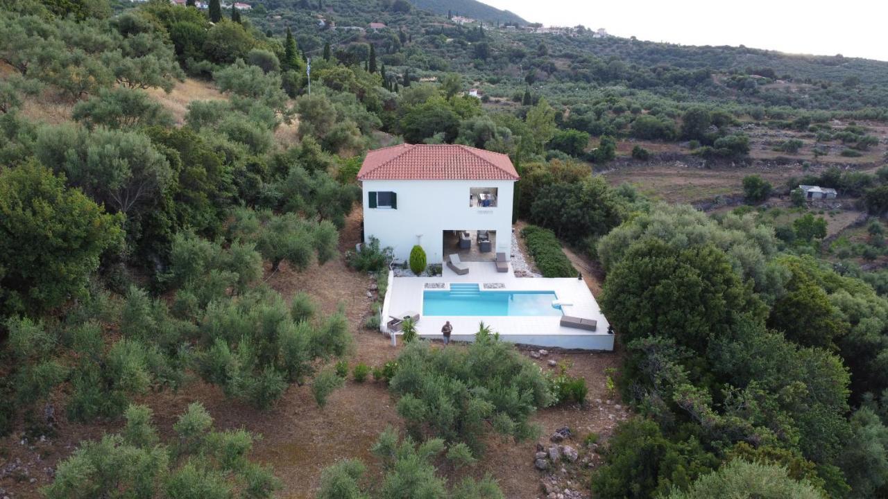 Vakantiehuis Kyparissia De Wandelboom